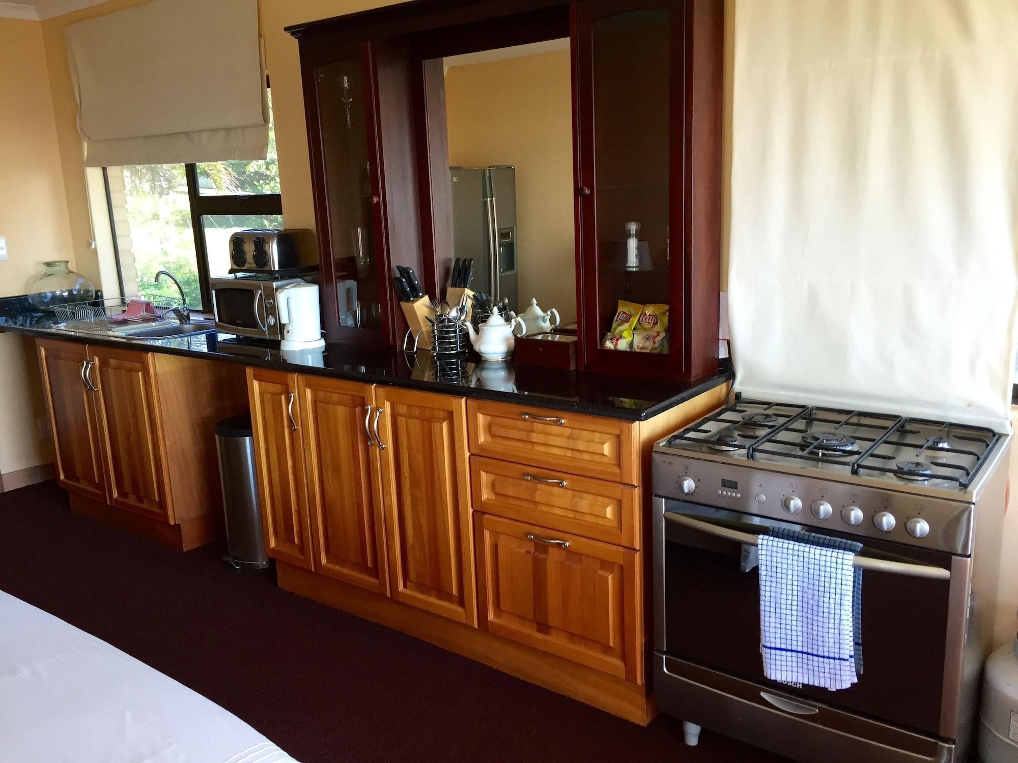 Kingston Place Guesthouse 다반 외부 사진