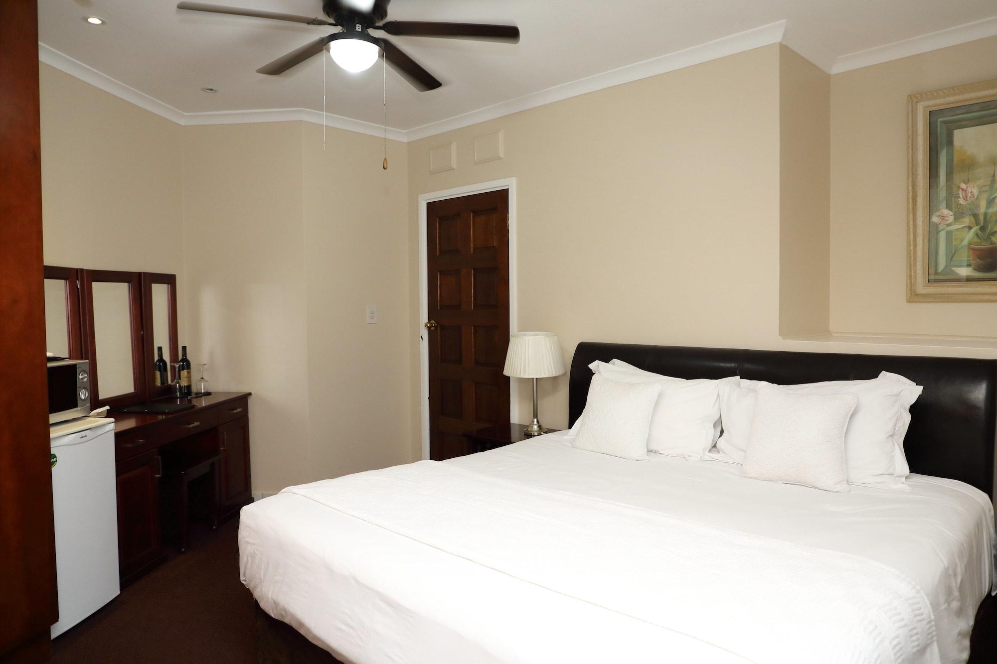 Kingston Place Guesthouse 다반 외부 사진